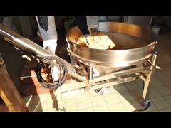 জার্মানিতে স্বয়ংক্রিয় পোষা কুকুর বিড়াল তৈরির মেশিন উত্পাদন লাইন