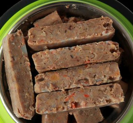 সম্পূর্ণ স্বয়ংক্রিয় ভেজা পোষা কুকুর / বিড়াল খাদ্য তৈরির মেশিন